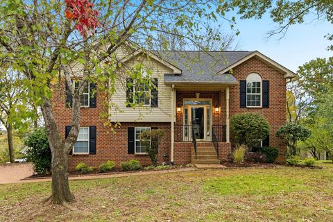 1310 Thrush Dr Mount Juliet TN 37122