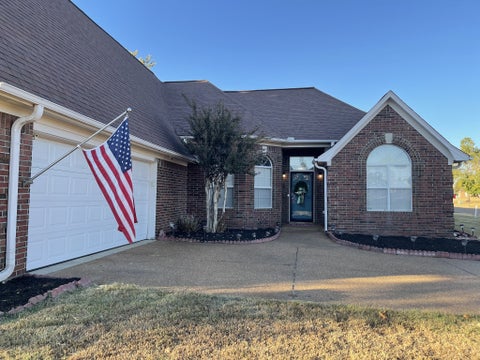 Photo of 6388 Wasser Cv, Memphis, TN 38135 (MLS # 3626081)