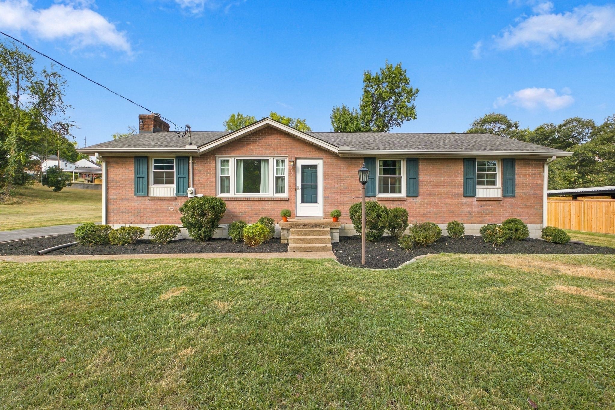 3-bed listing at 2602 Colbert Dr, Nashville