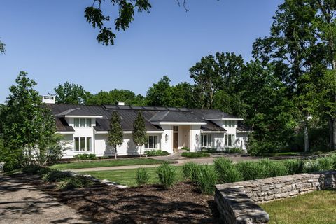 Photo of 300 Sunnyside Dr, Nashville, TN 37205 (MLS # 3193982)