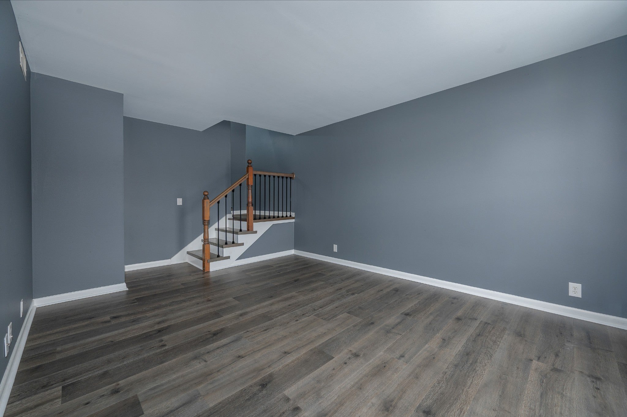 323 Forest Park Rd 5-8