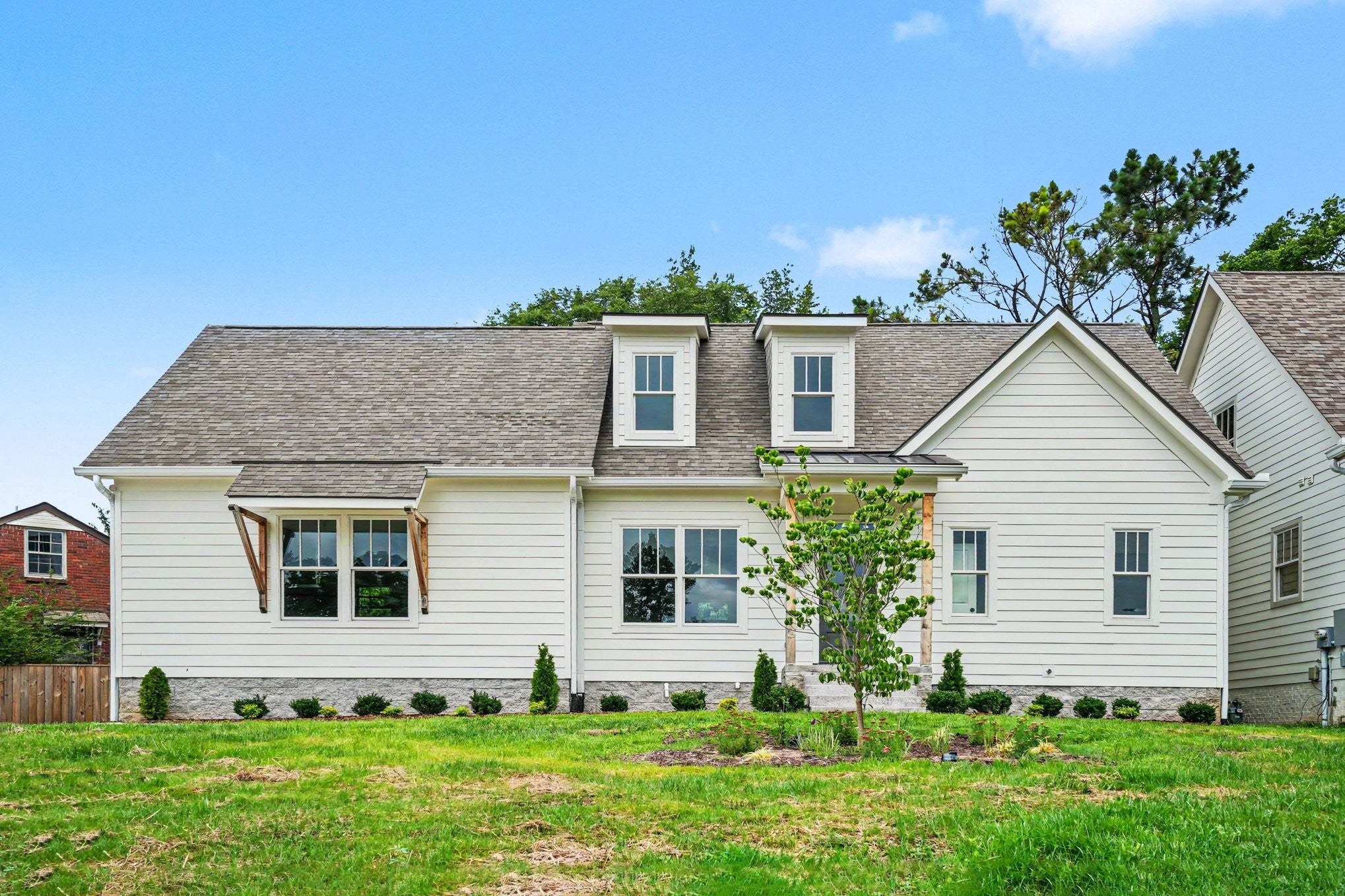 5432 Knob Rd