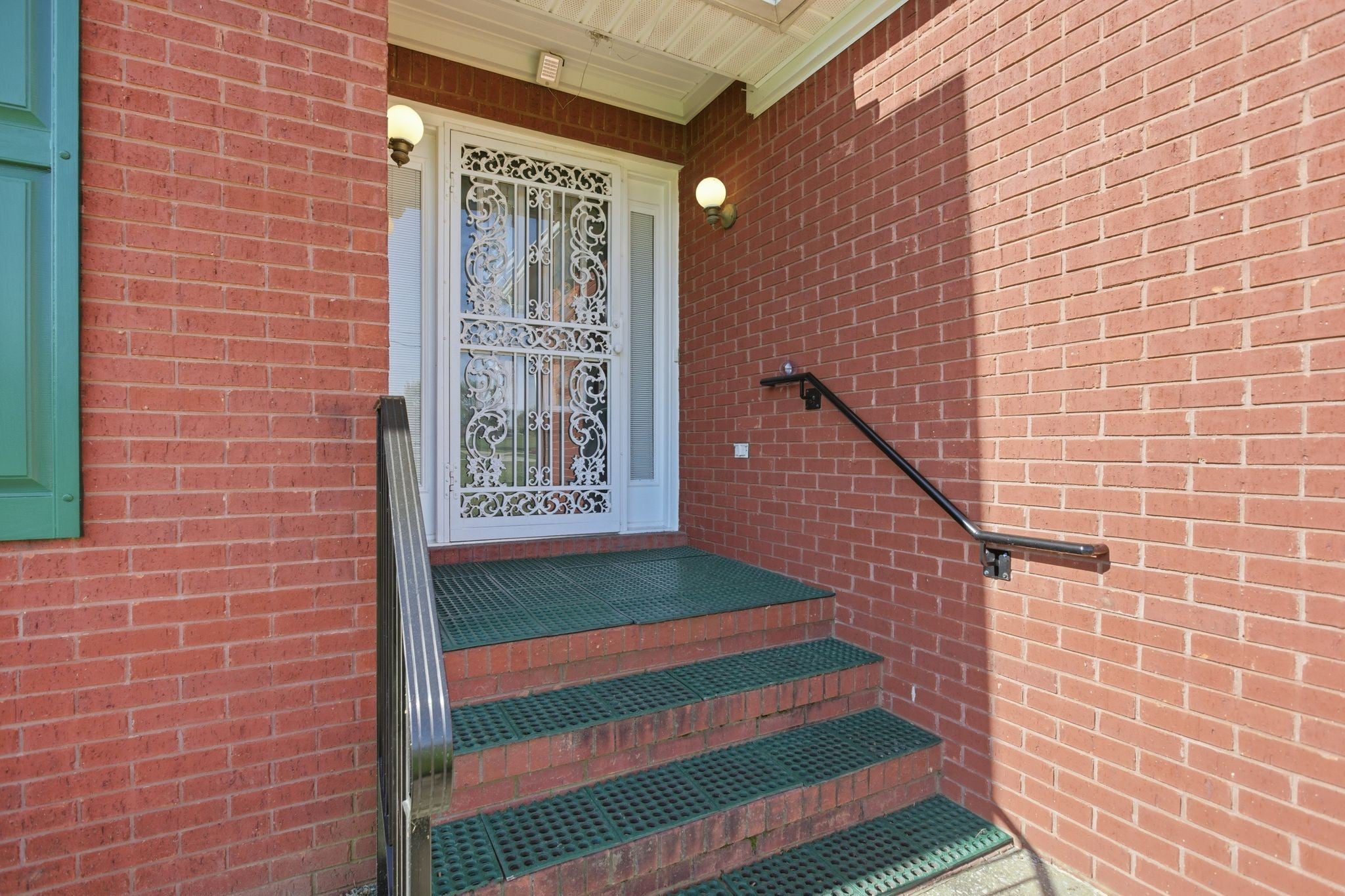 928 Everyman Court
