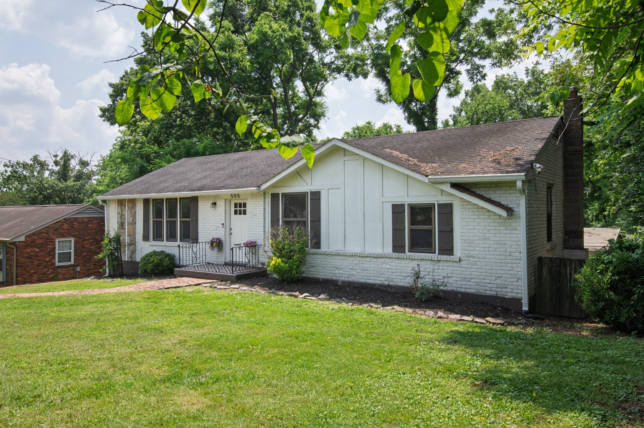 505 Harding Pl