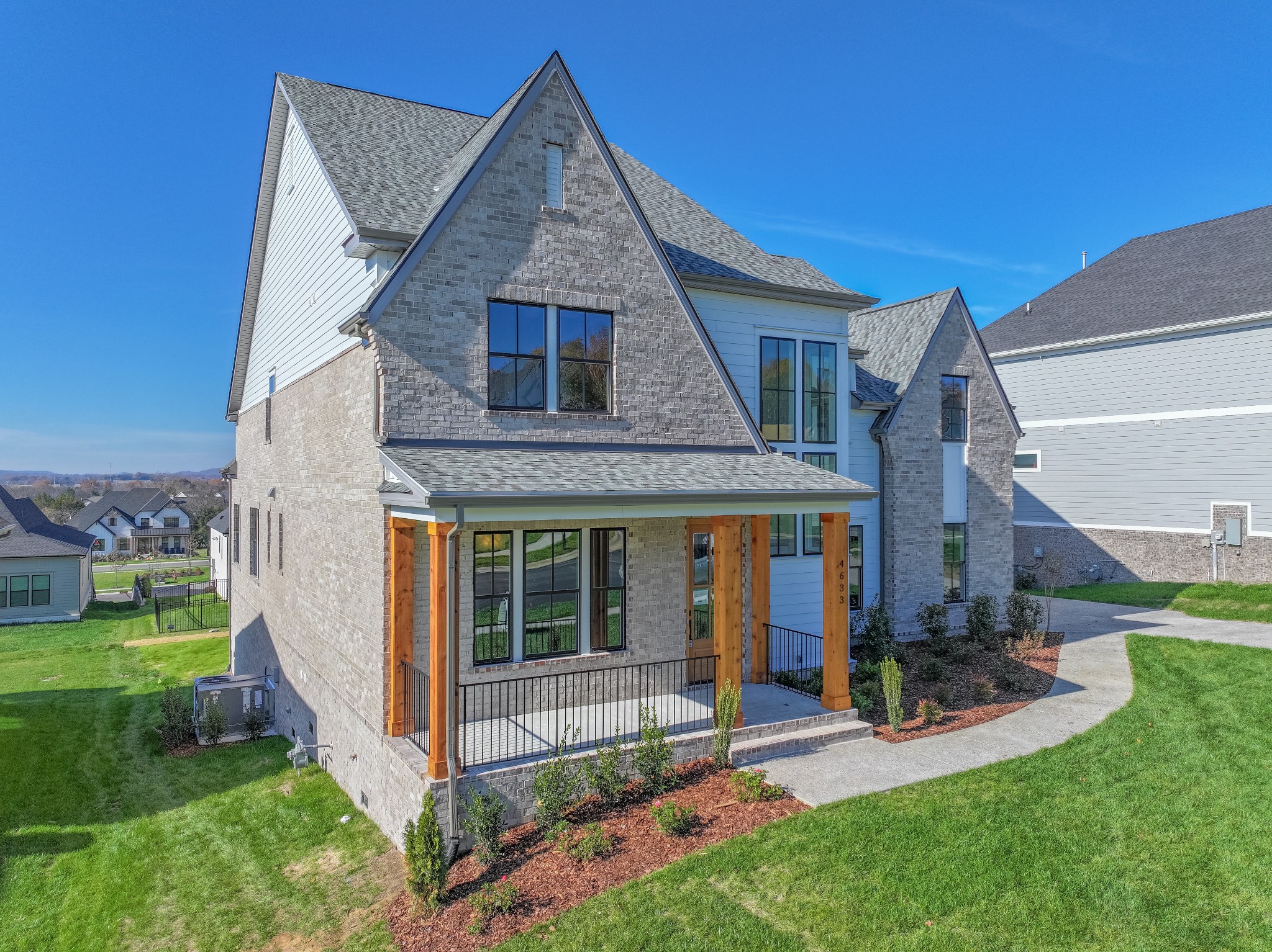 4633 Genevieve Leigh Dr