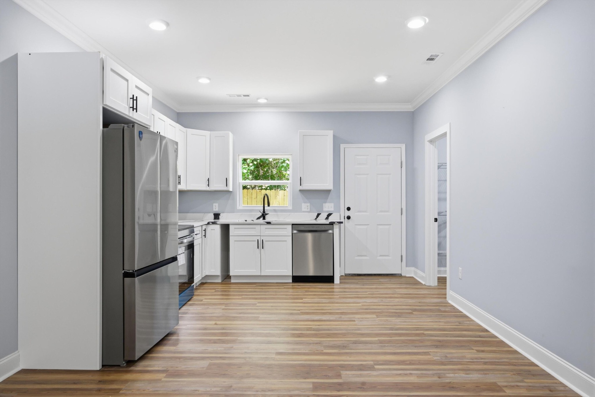 617 W 47th Street