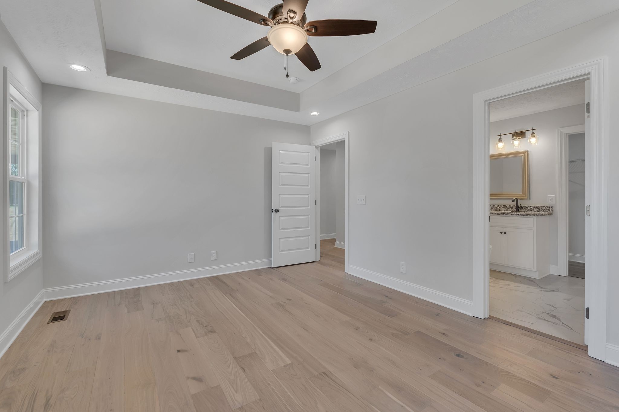 308 Lee Ln
