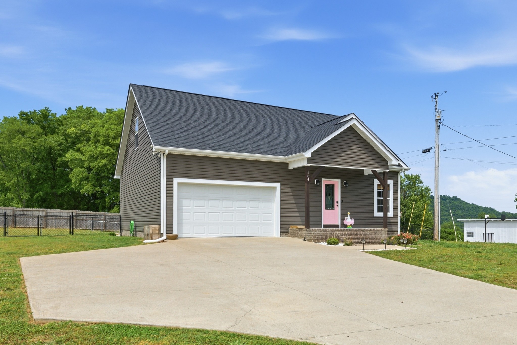184 Lebanon Hwy