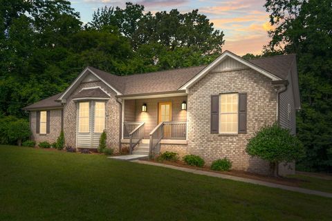 408 Portland Rd White House TN 37188