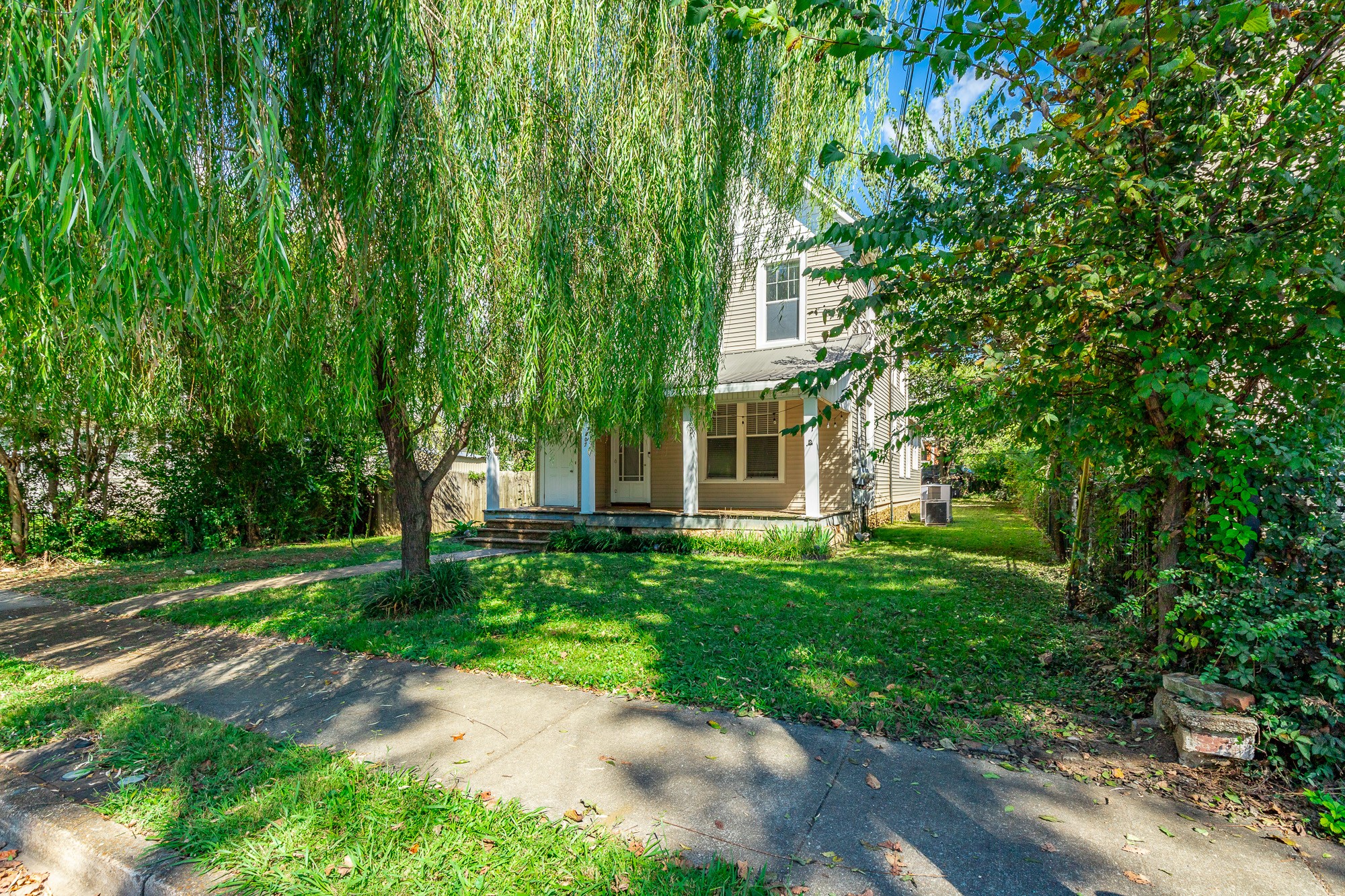 407 Colville St