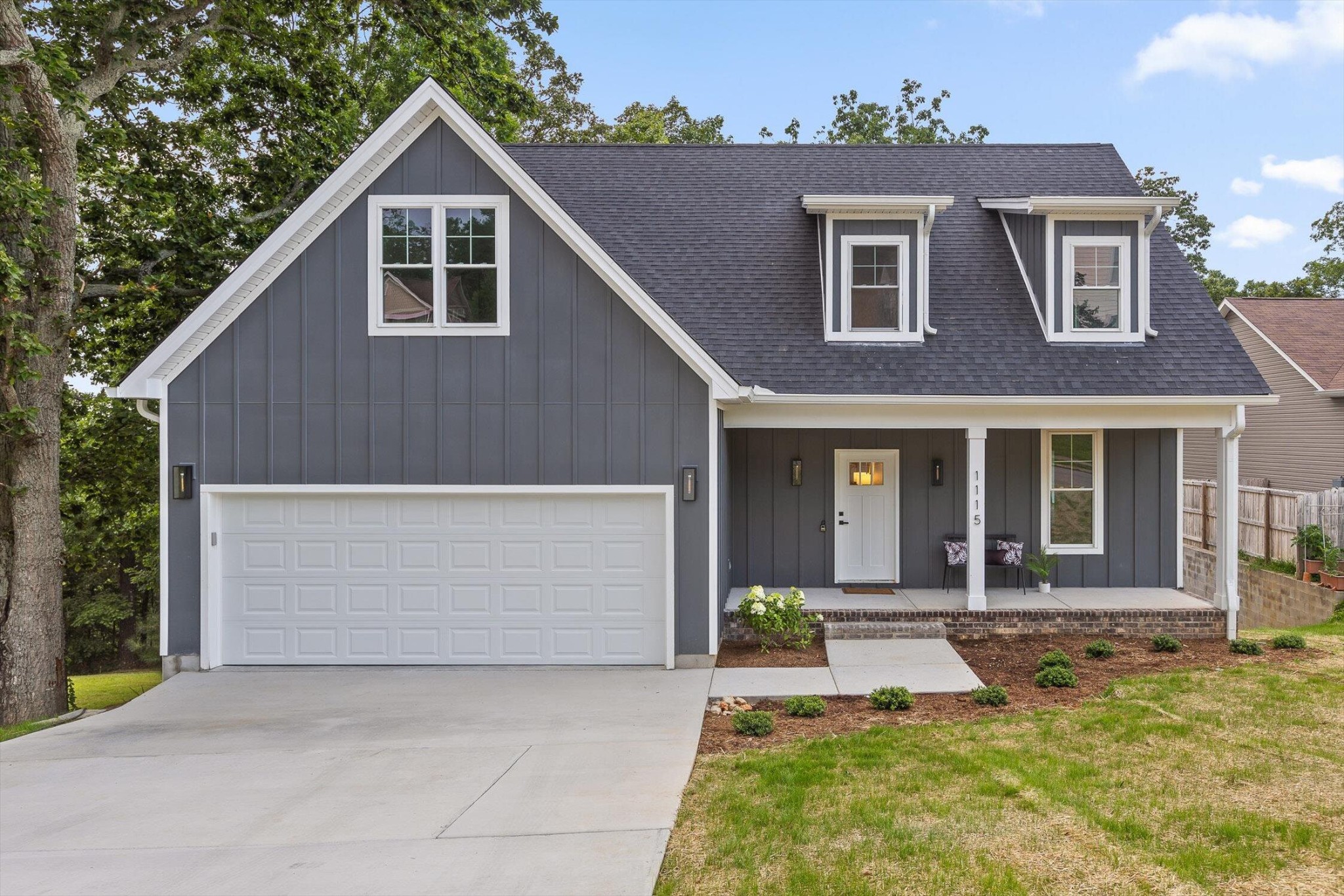 1115 Hearthstone Drive NE