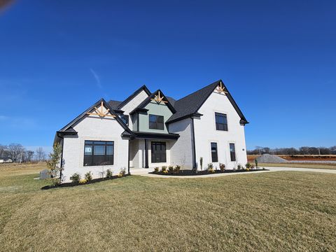 4992 Royal View Way Clarksville TN 37040