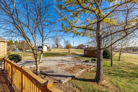 415 Woodlands Dr Gallatin TN 37066