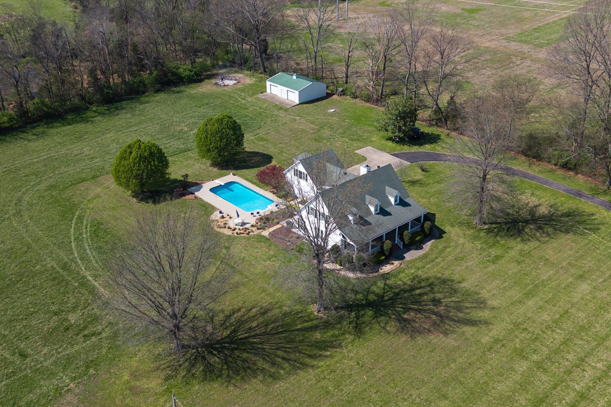 255 Lindsey Hollow Rd