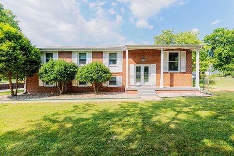 Photo of 6534 Marauder Dr, Nashville, TN 37209 (MLS # 3183467)
