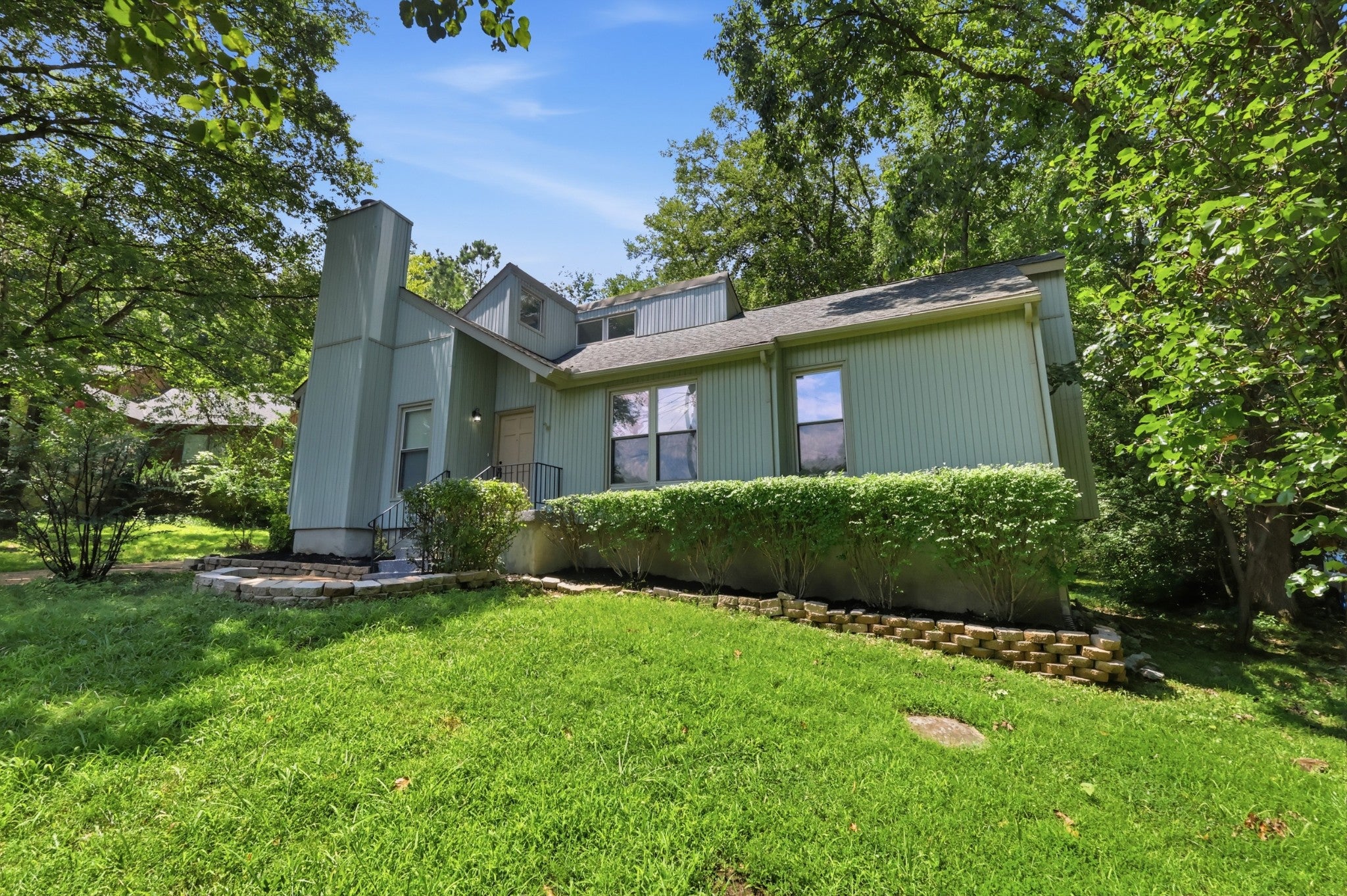 3-bed home sold in Hermitage, TN 37076, 536 New Castle Ln 536 New Castle Ln, Hermitage TN 37076 3-bed home, photo 3 of 28