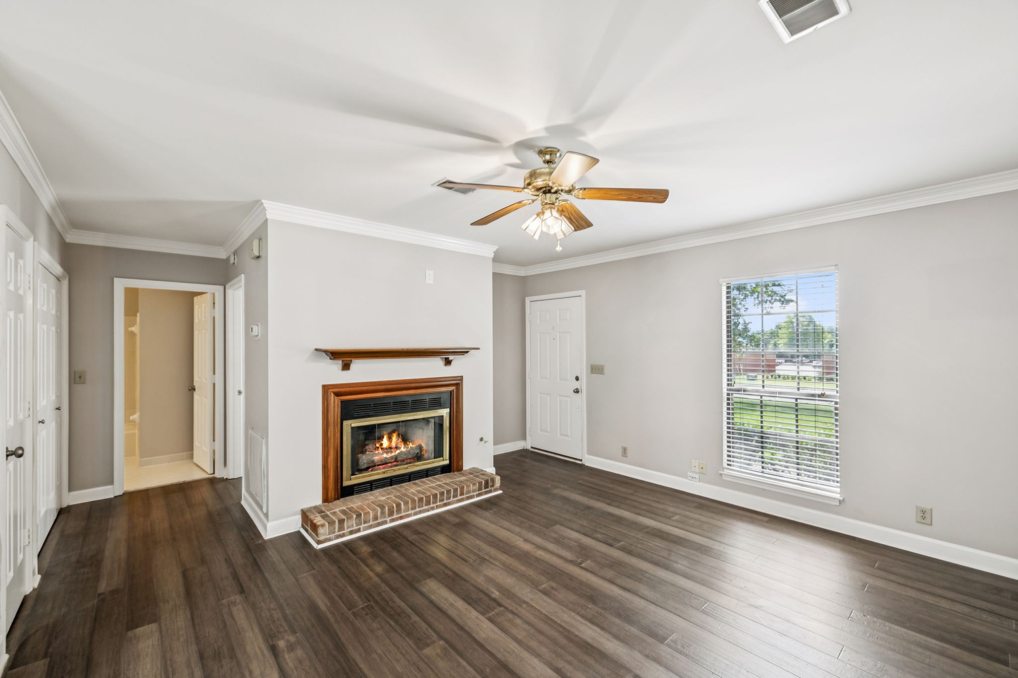 1213 Brentwood Pt