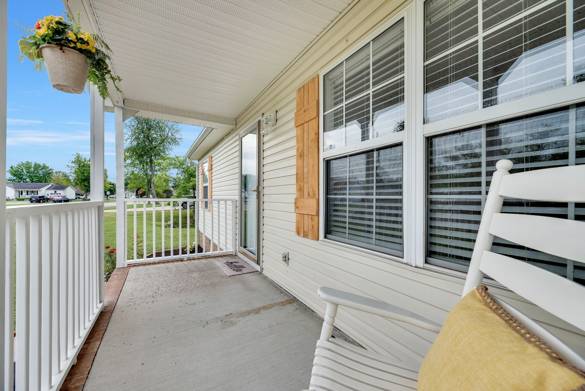 2504 Floyd Ave