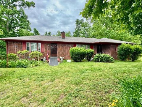 2168 Jefferson Rd Smithville TN 37166