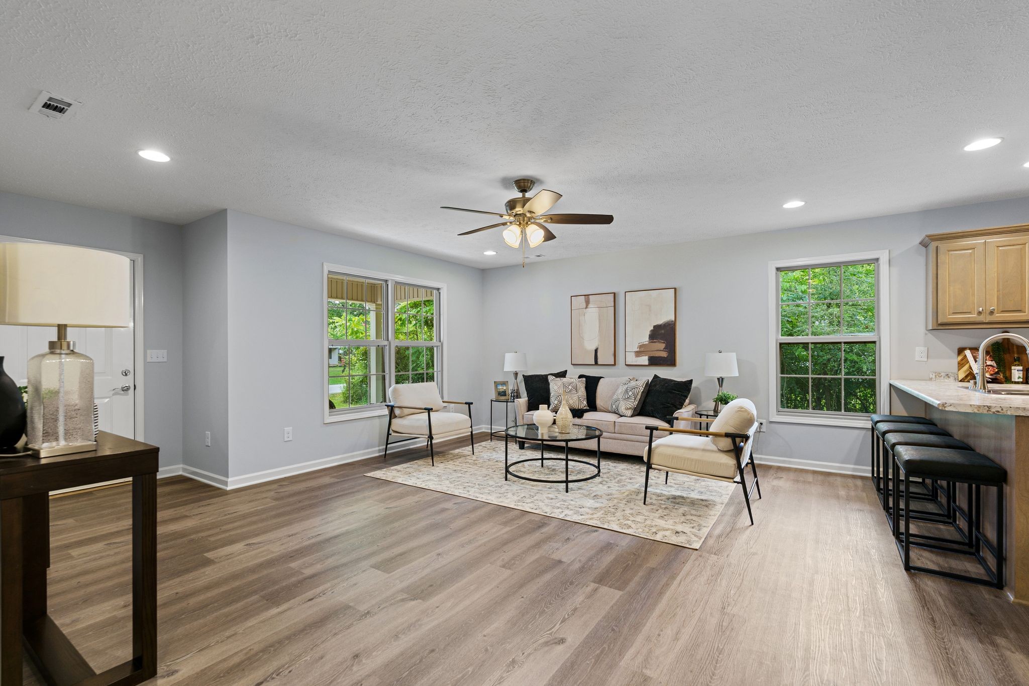 275 Fredonia Rd