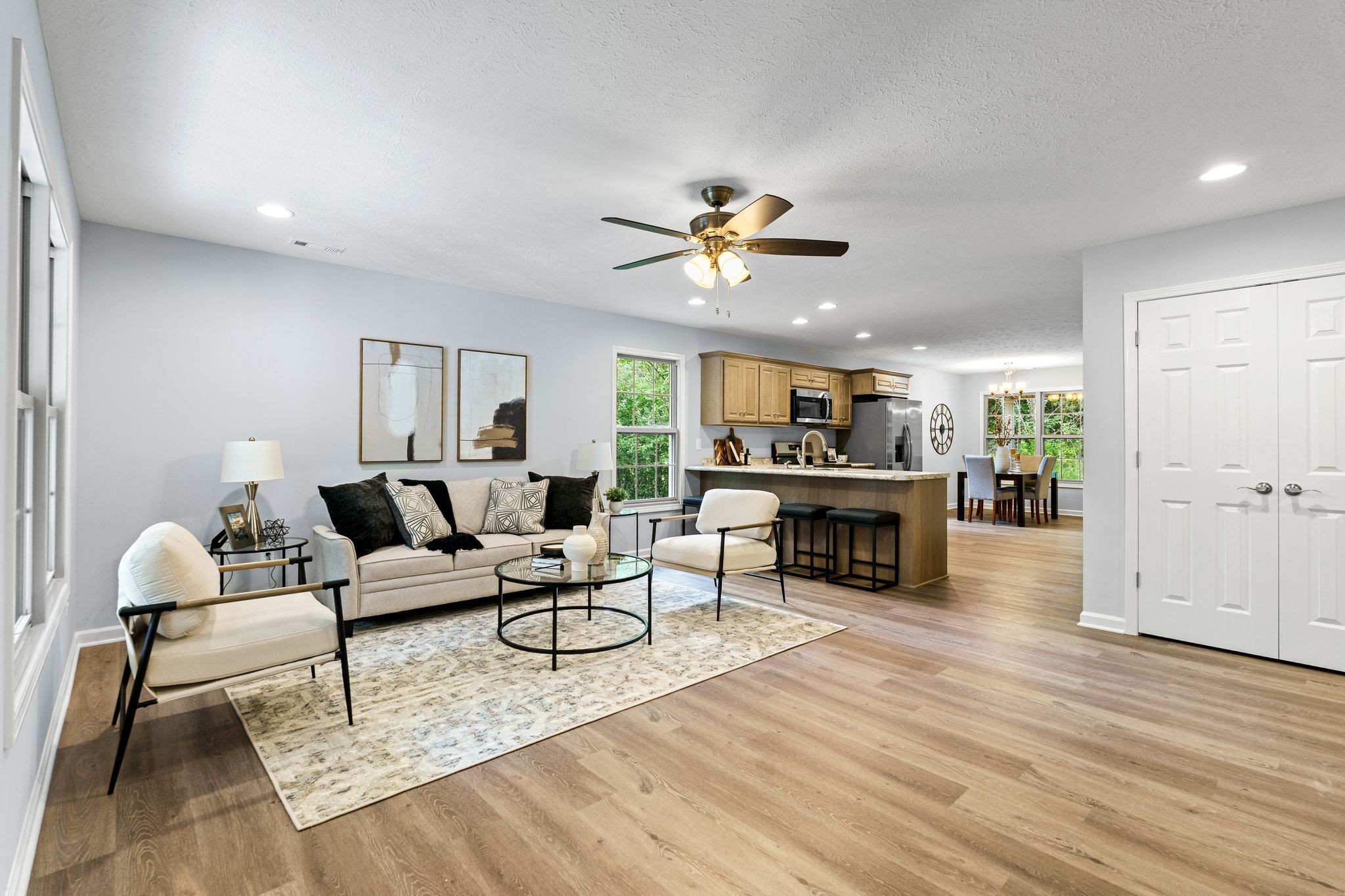 275 Fredonia Rd