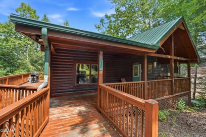 5304 Chickasaw Gap Way Pigeon Forge TN 37863