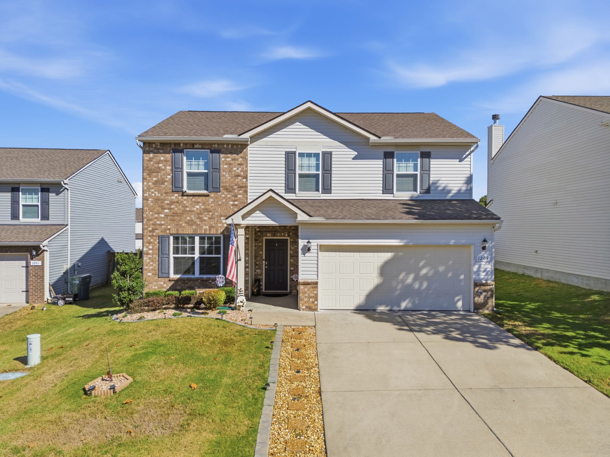1203 Lumsley Dr