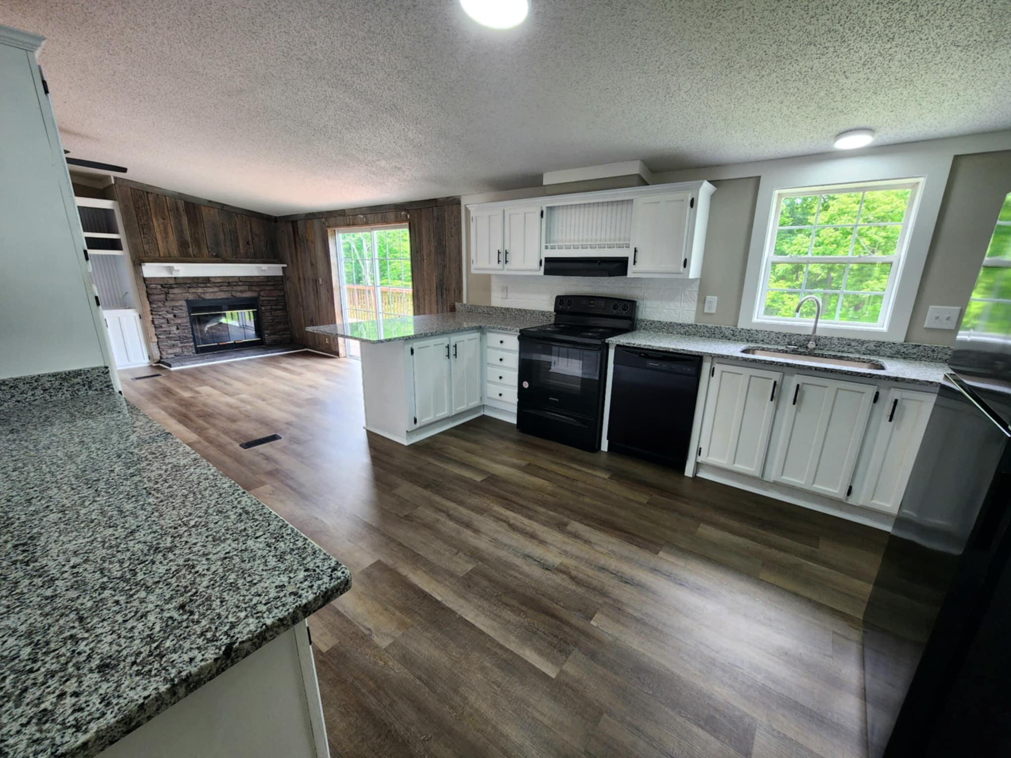 5075 Old Clarksville Pike