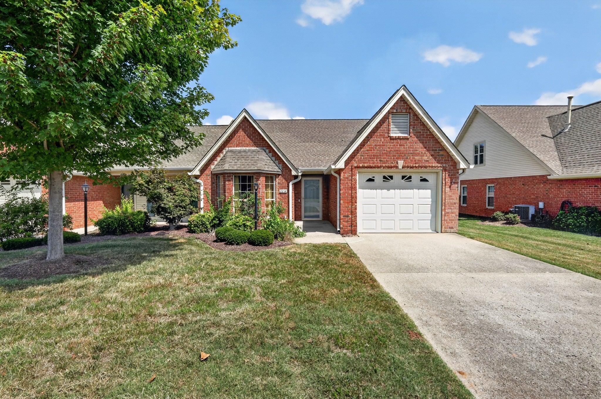 2214 River Rock Xing
