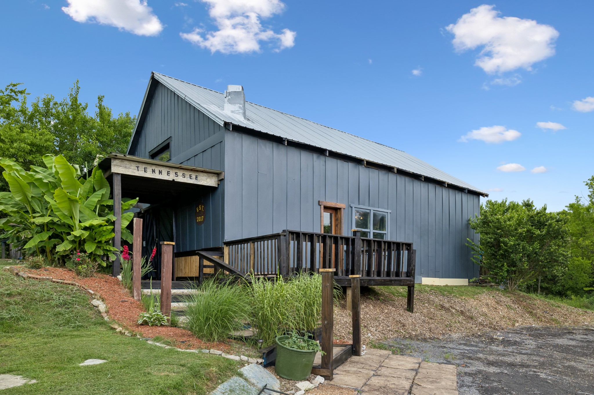 183 Phosphate Ln