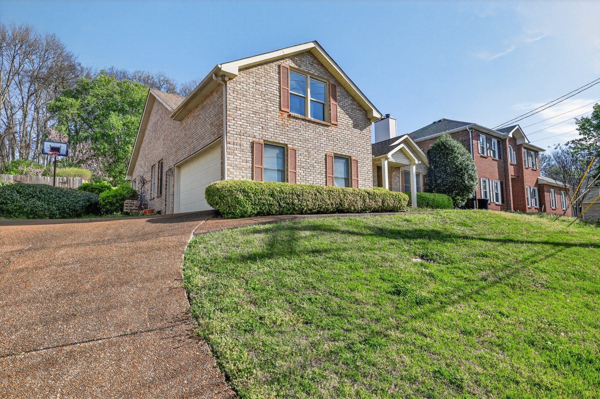 7208 Poplar Creek Trce