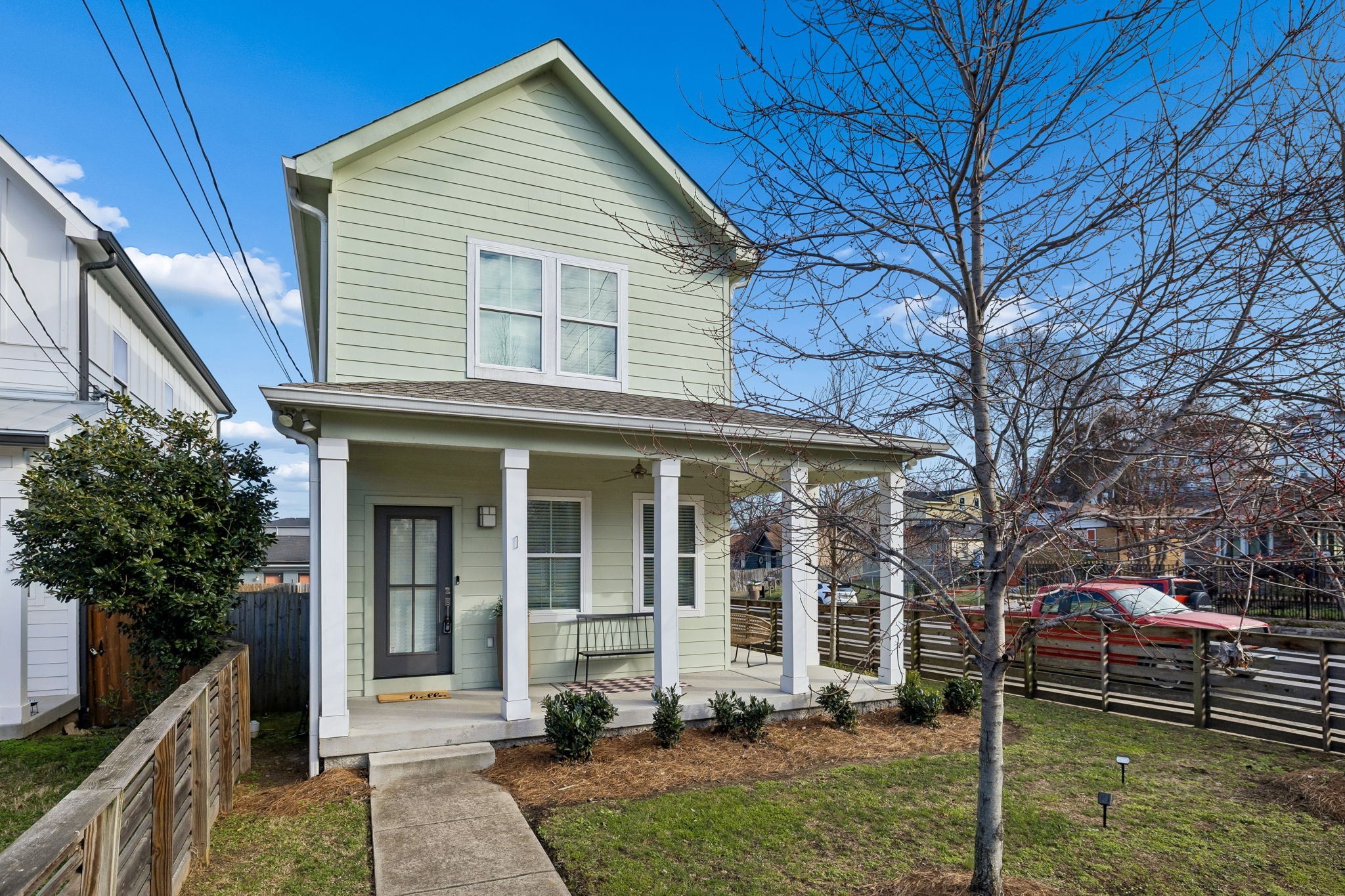 1 Claiborne St