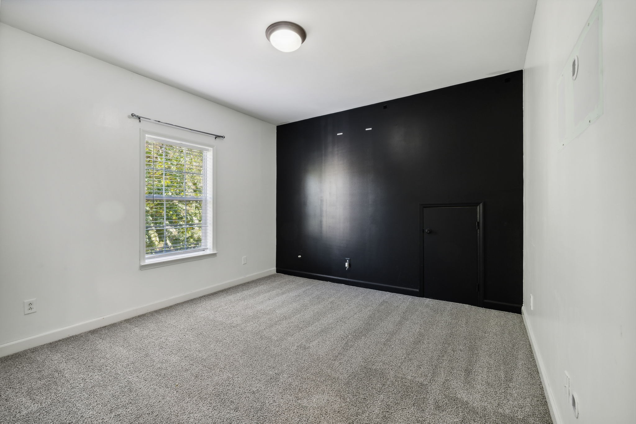 Brentwood, Tennessee 37027, United States, 5 Bedrooms Bedrooms, ,3 BathroomsBathrooms,Residential,Active,104649