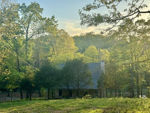 4790 Old Highway 13 Cumberland City TN 37050