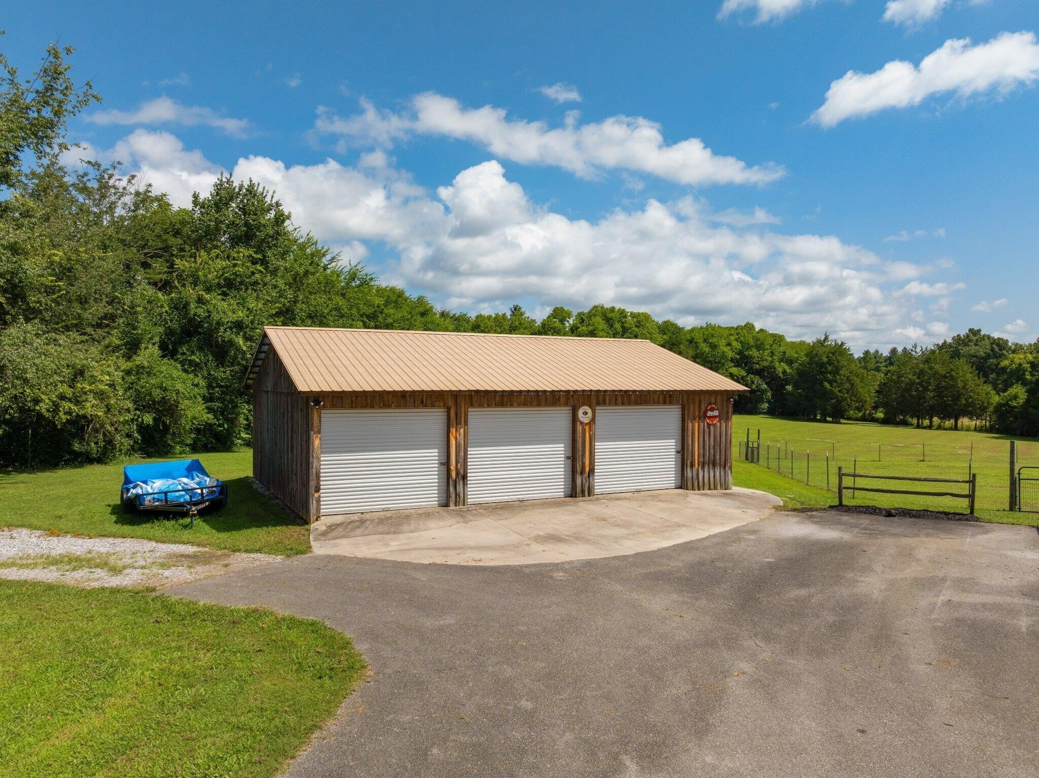 558 Bonds Road