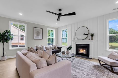 Photo of 325 Mammoth Trace, Smyrna, TN 37167 (MLS # 3168122)