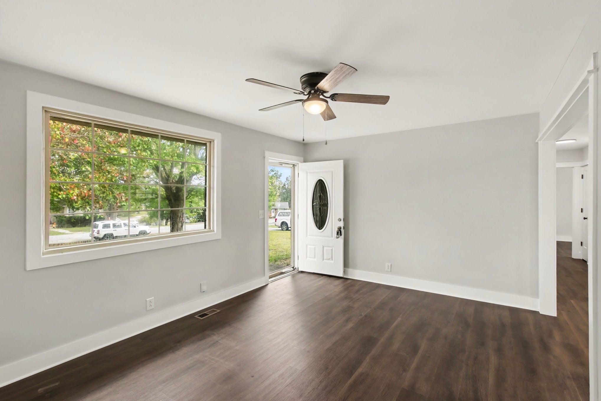 211 Hobbs Dr