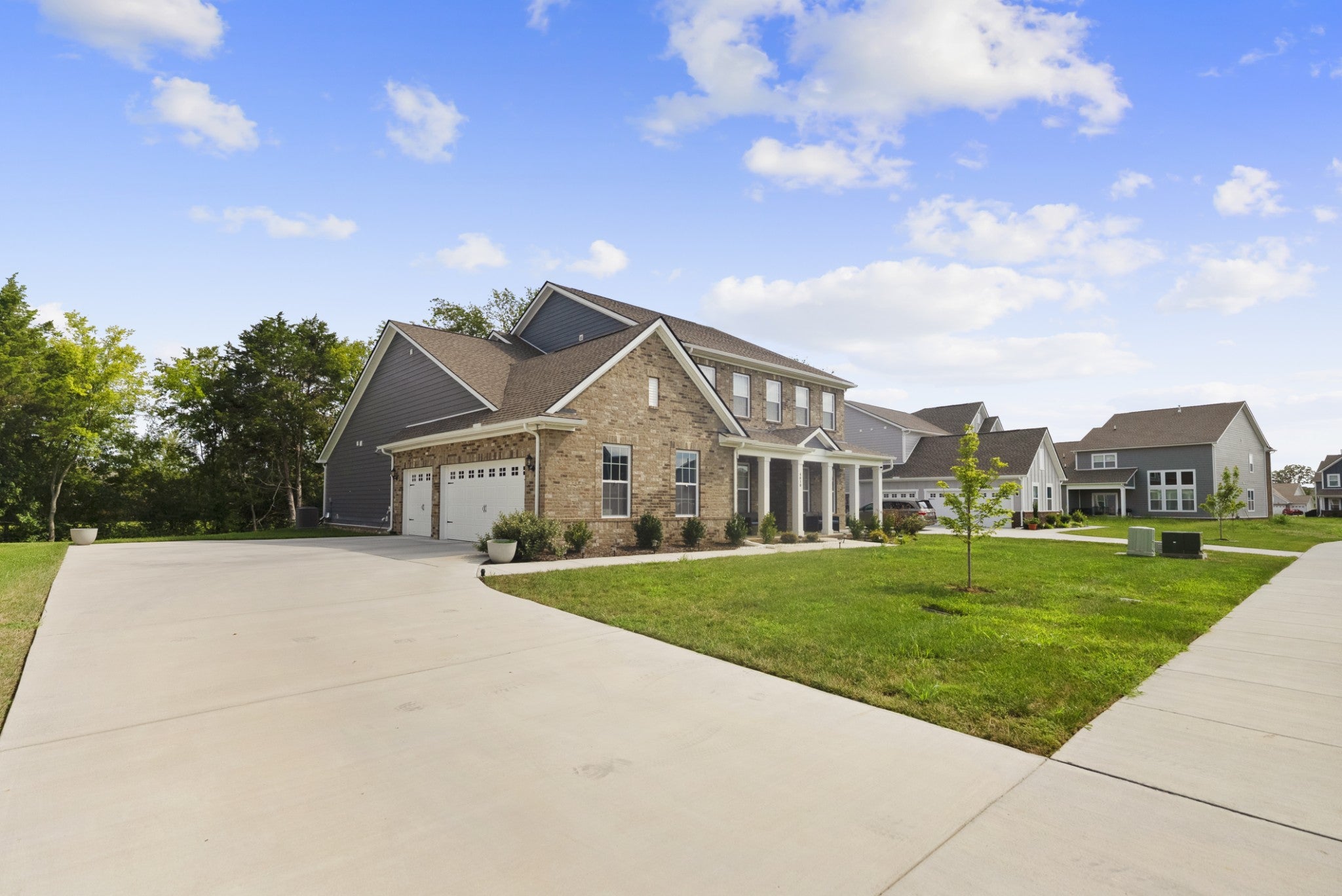 4610 Corso Dr