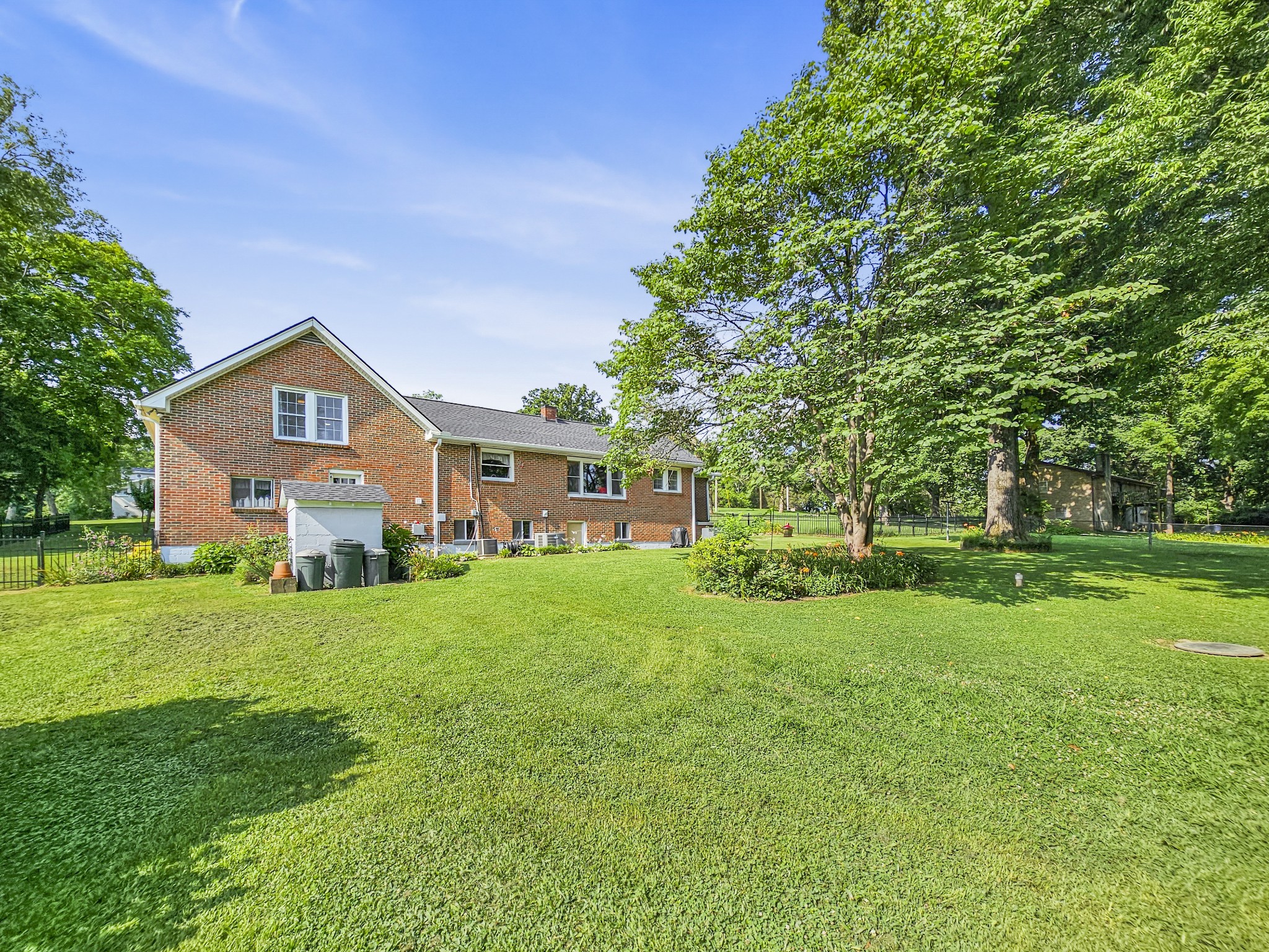 130 Sunset Dr