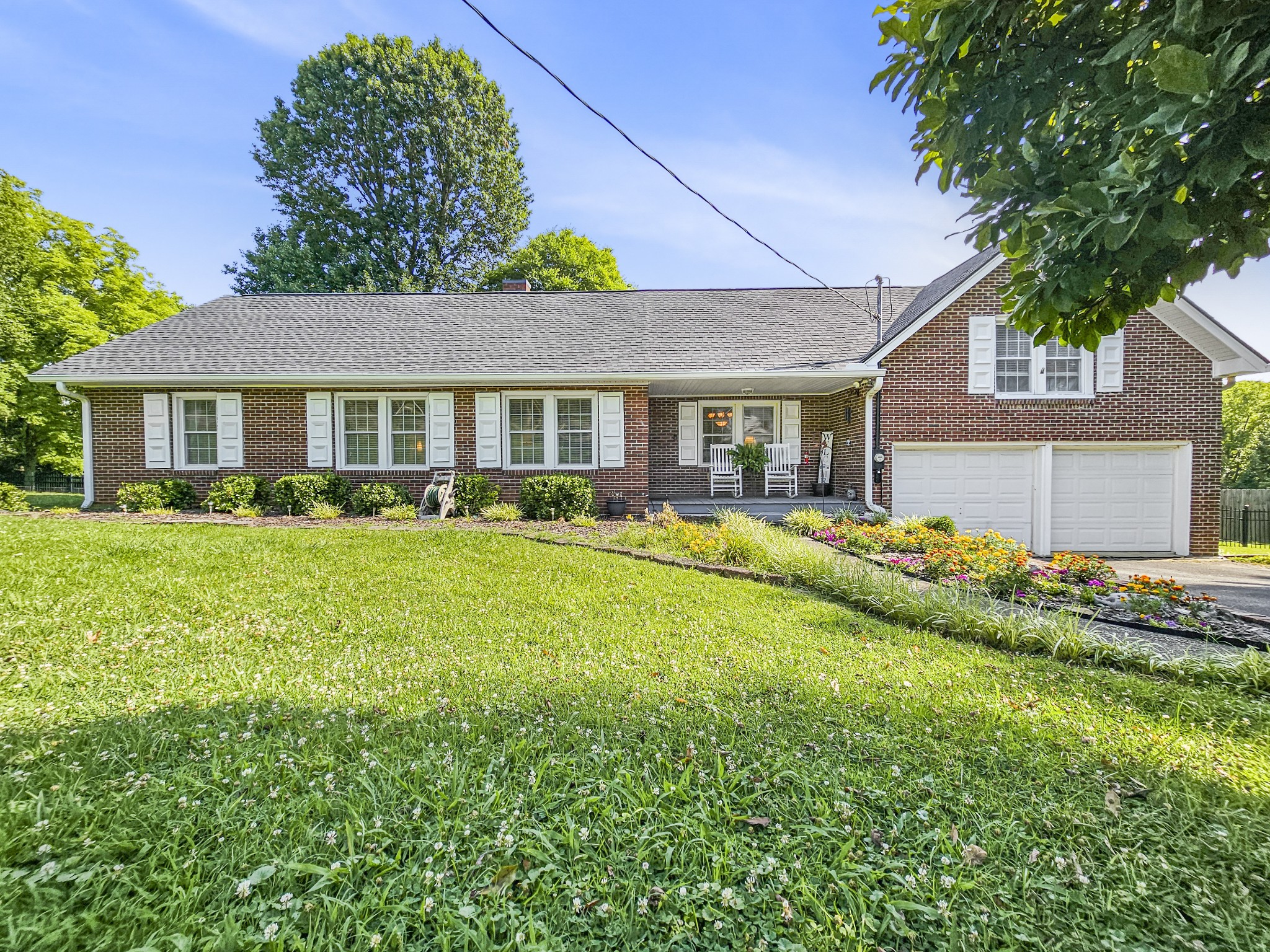 130 Sunset Dr