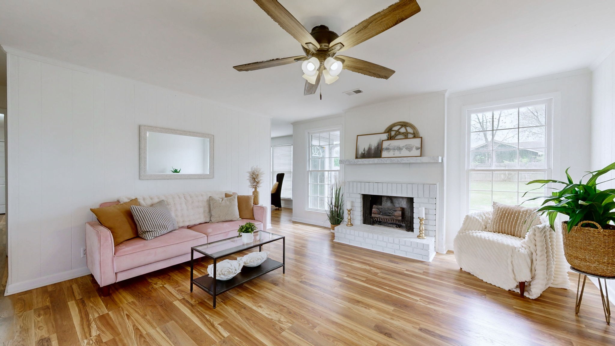 101 Trousdale Ct