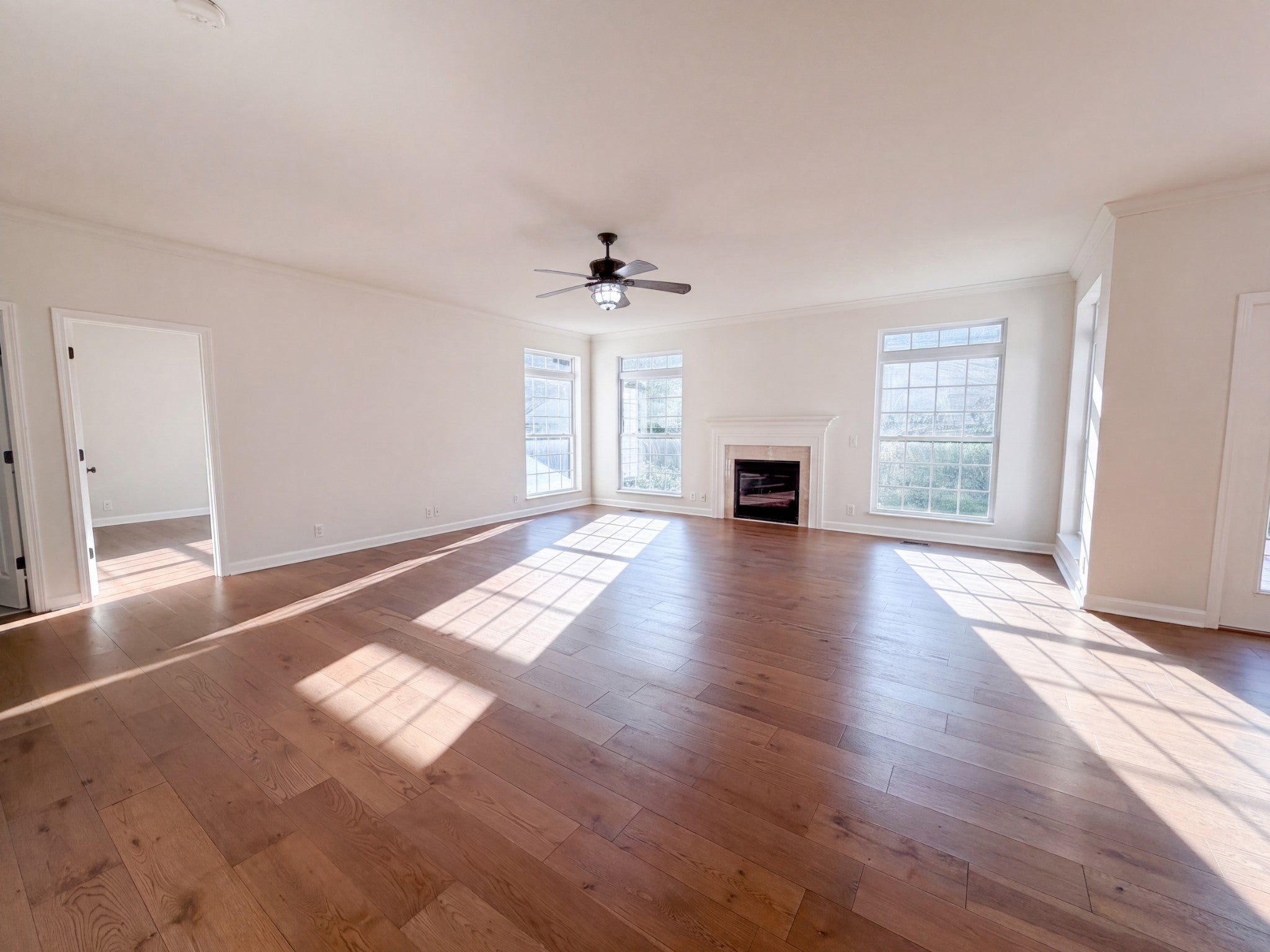 3009 Melbourne Ct E