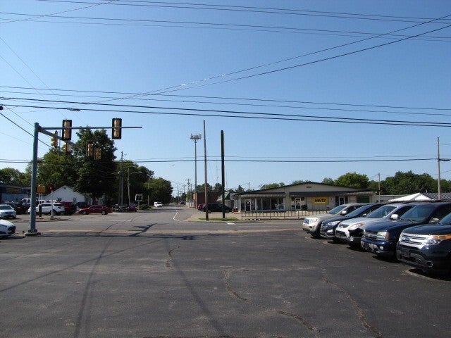 1001 W Main St