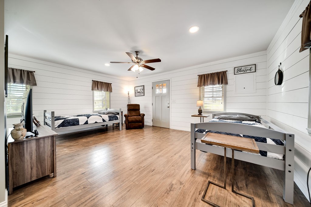 308 Collier Ln