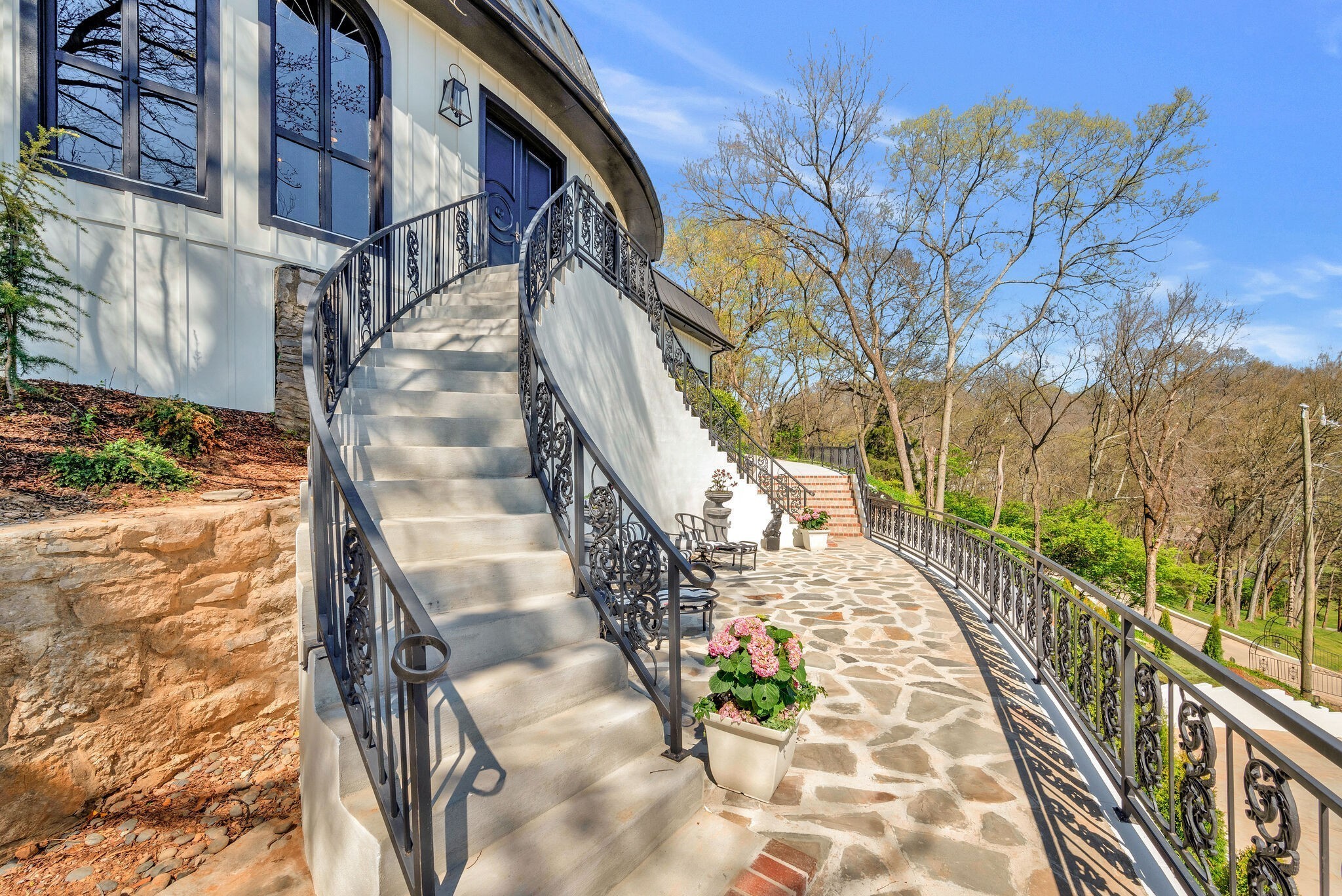 1206 McGrace Ln
