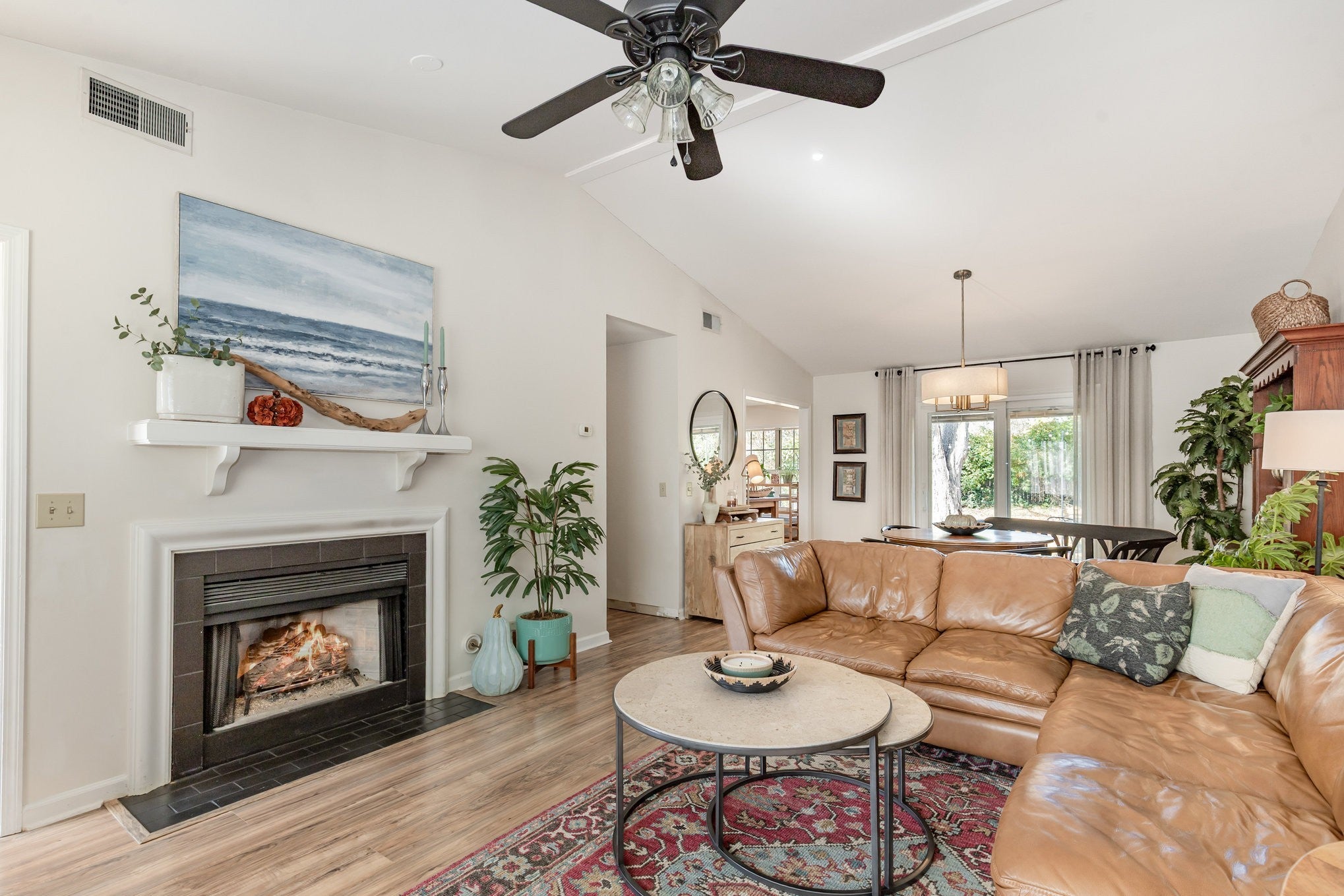 220 Cottage Pl