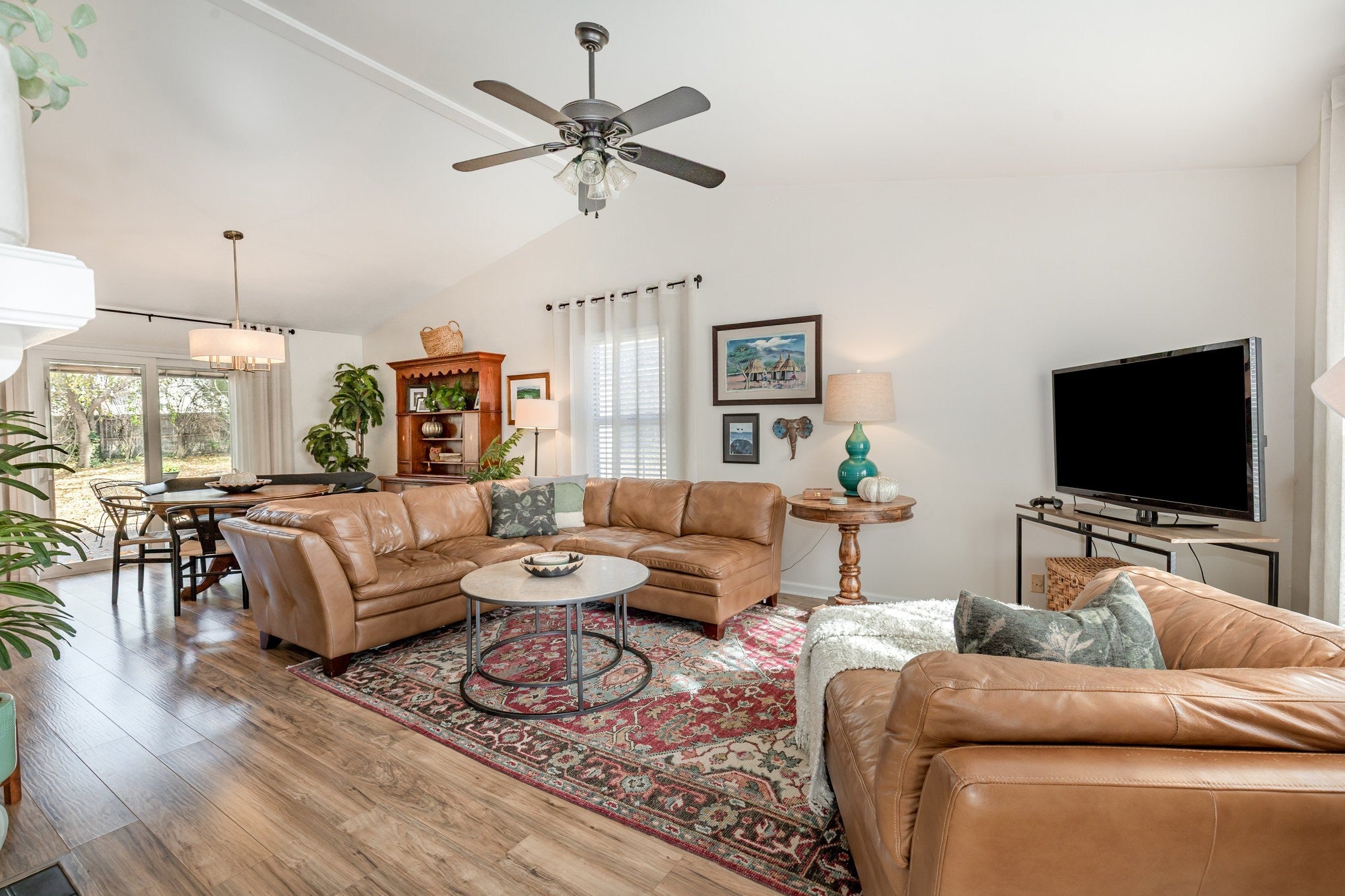 220 Cottage Pl