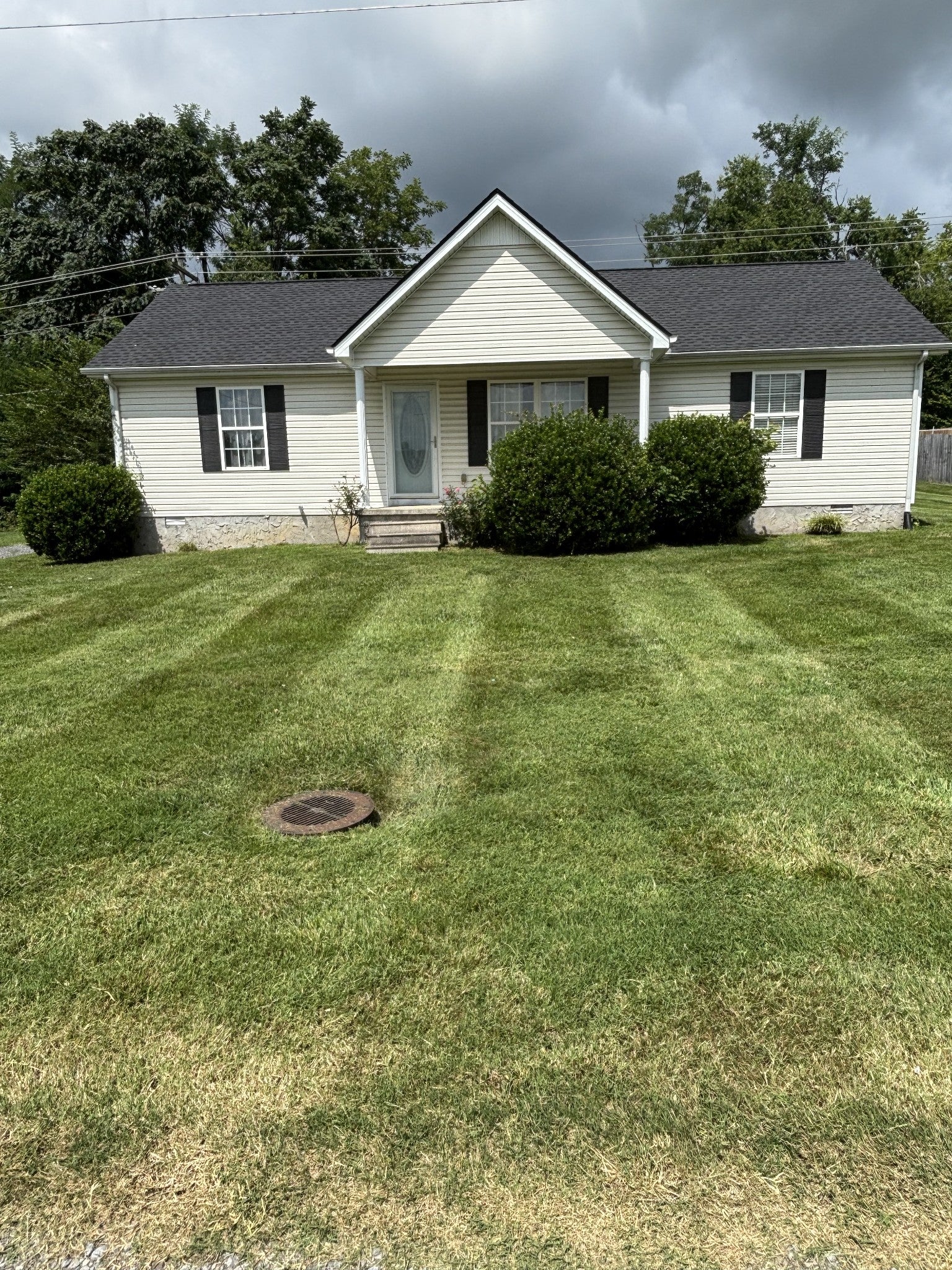 84 Kristen Dr