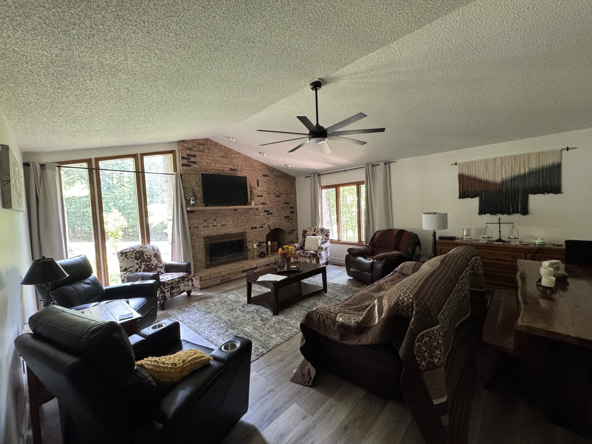 126 Rolling Green Dr