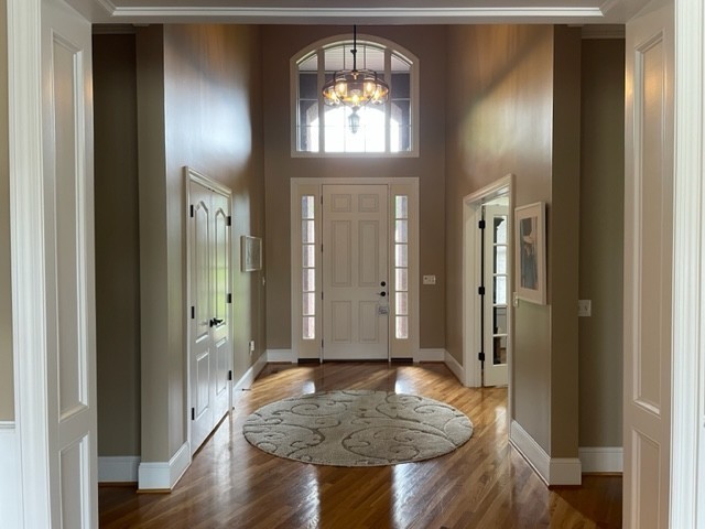 109 Chandelle Dr